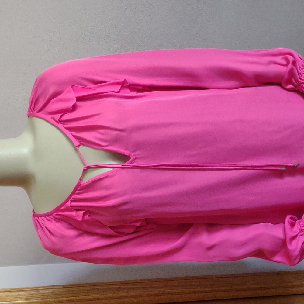 Trina Turk Pullover top With Cami